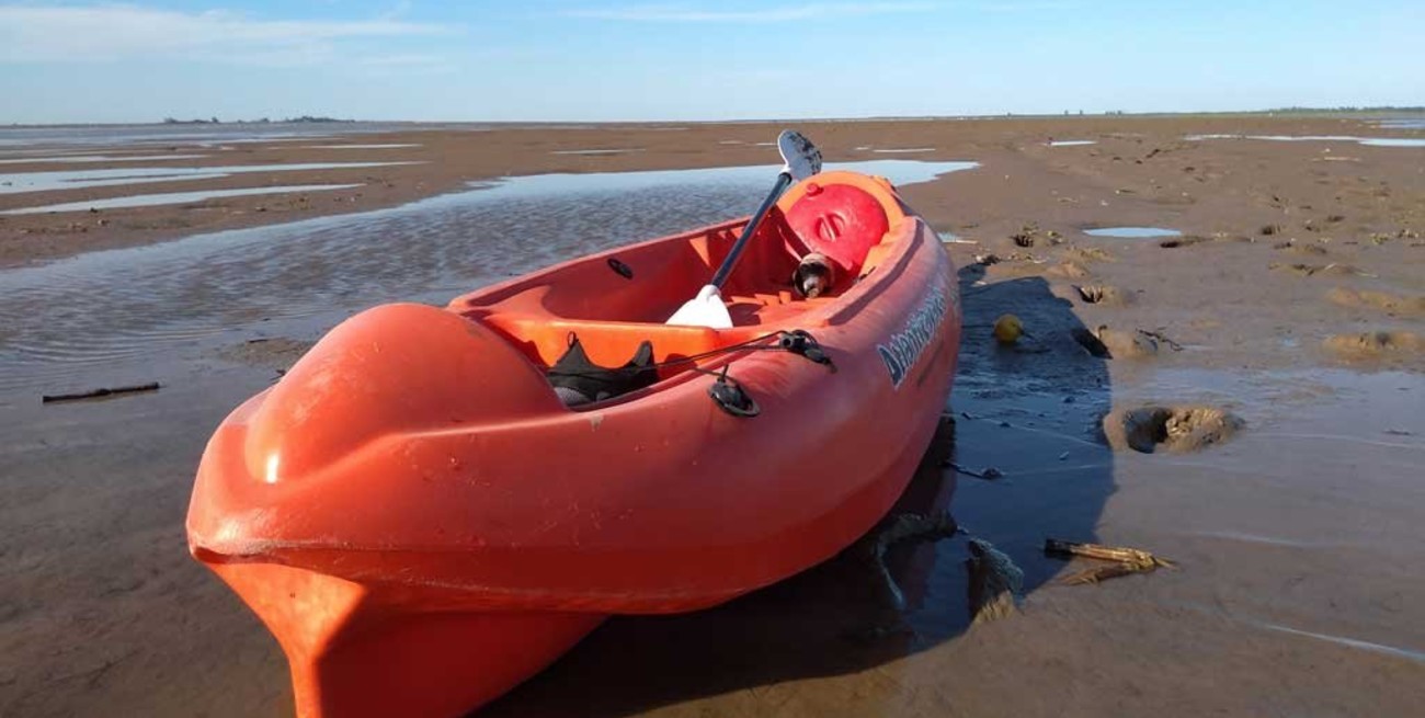 Una "caminata lunar" por los bancos de arena de la Laguna Setúbal