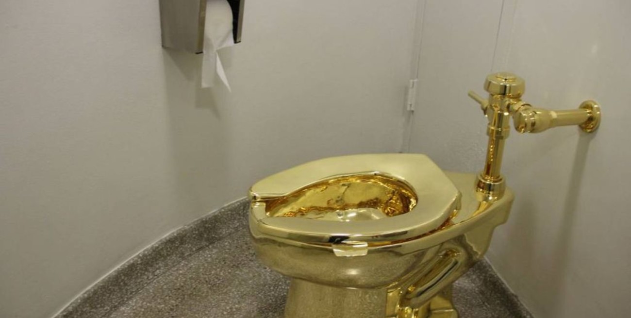 Se robaron un inodoro de oro en una exposición británica