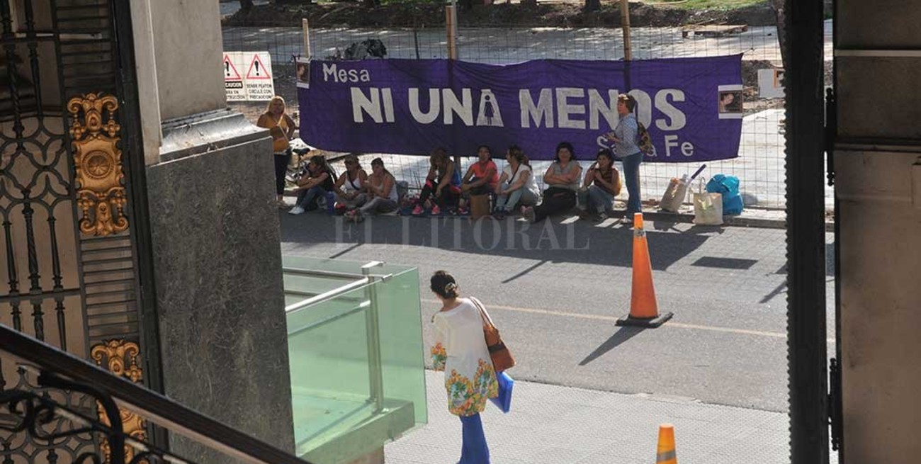 16 mujeres fueron asesinadas desde enero en la provincia