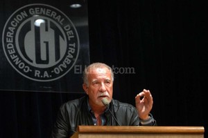 Desde la la CGT advierten: "el gobierno tendrá que hacer una oferta importante para evitar el paro" 