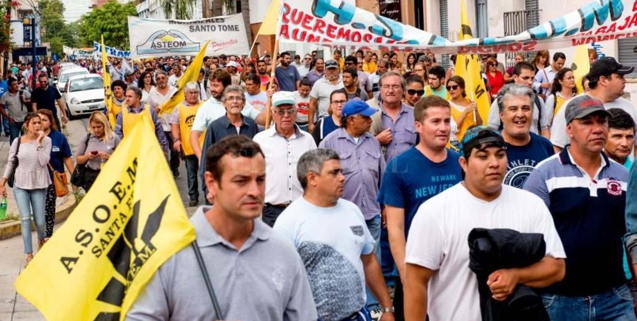 Multitudinarias concentraciones de Festram en Santa Fe y Rosario