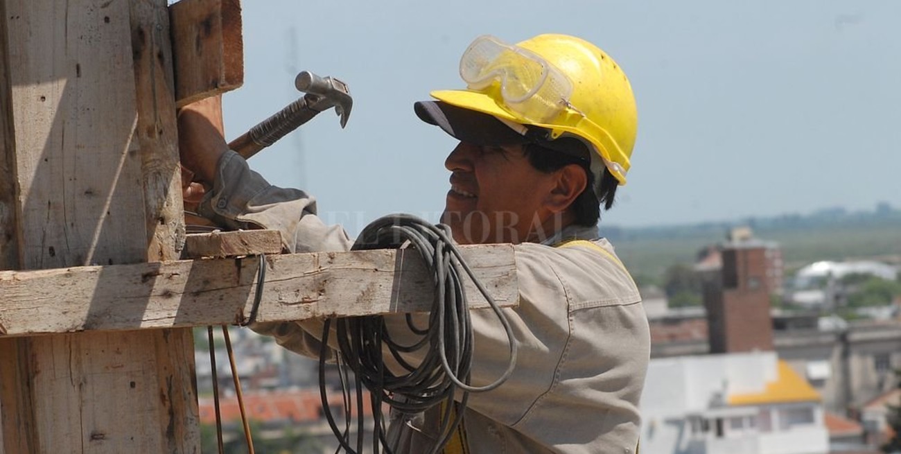 En cuatro meses se destruyeron casi 100.000 empleos en la Argentina