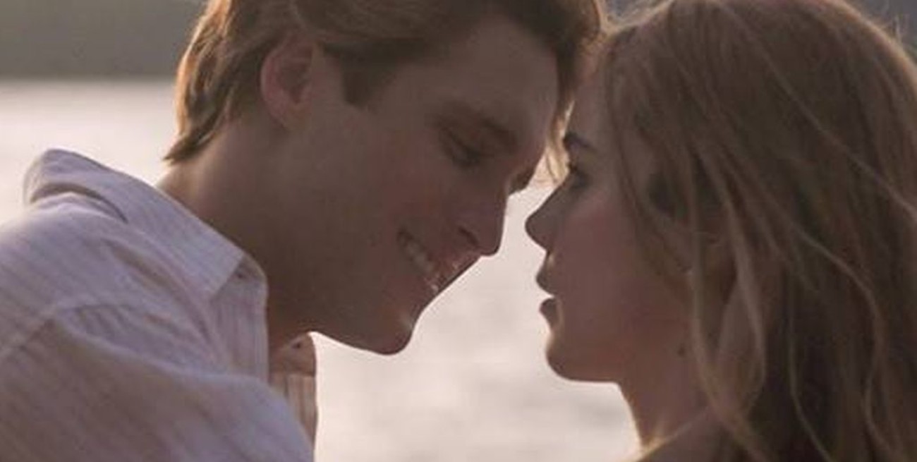 Diego Boneta y Camila Sodi, ¿más que compañeros de "Luis Miguel"?