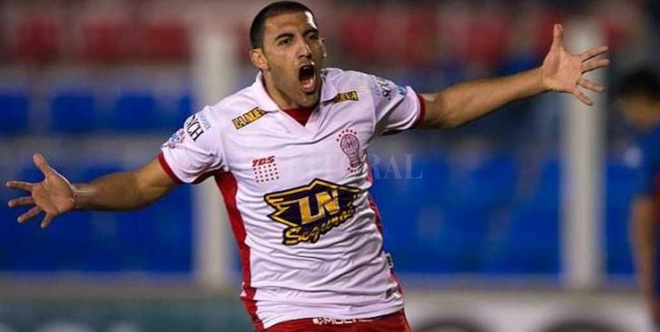 Wanchope Ábila firmó con Boca pero será cedido a Huracán