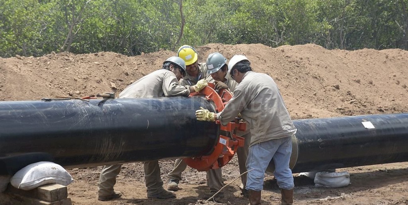 Acuerdo para conectar 9 localidades al GNEA 
