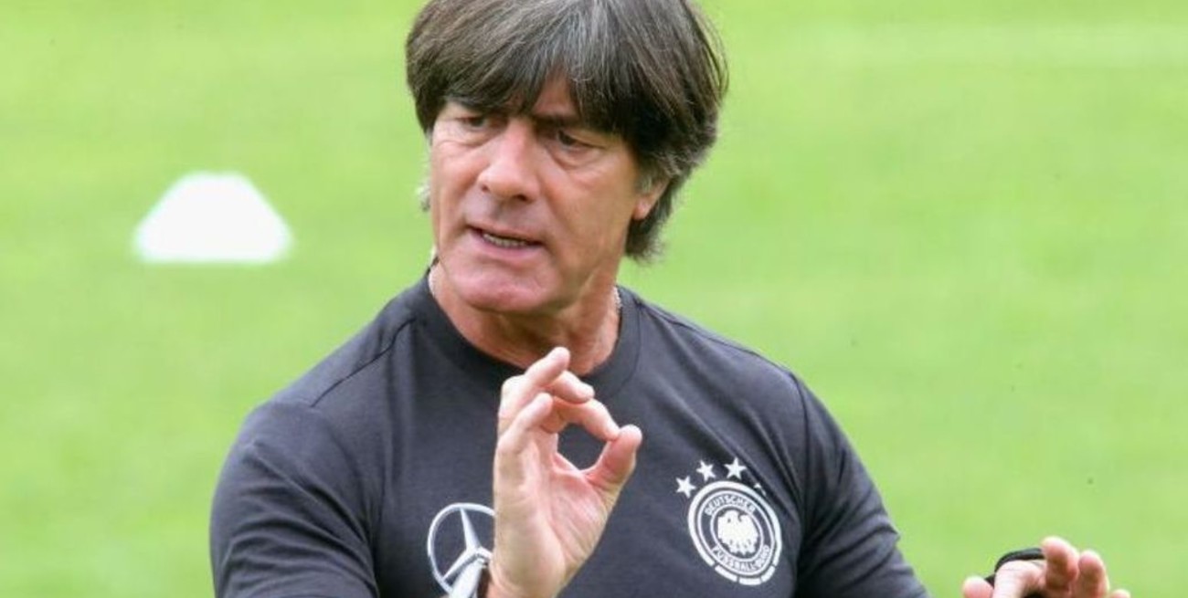 Löw: "Descarto totalmente dirigir al Real Madrid"