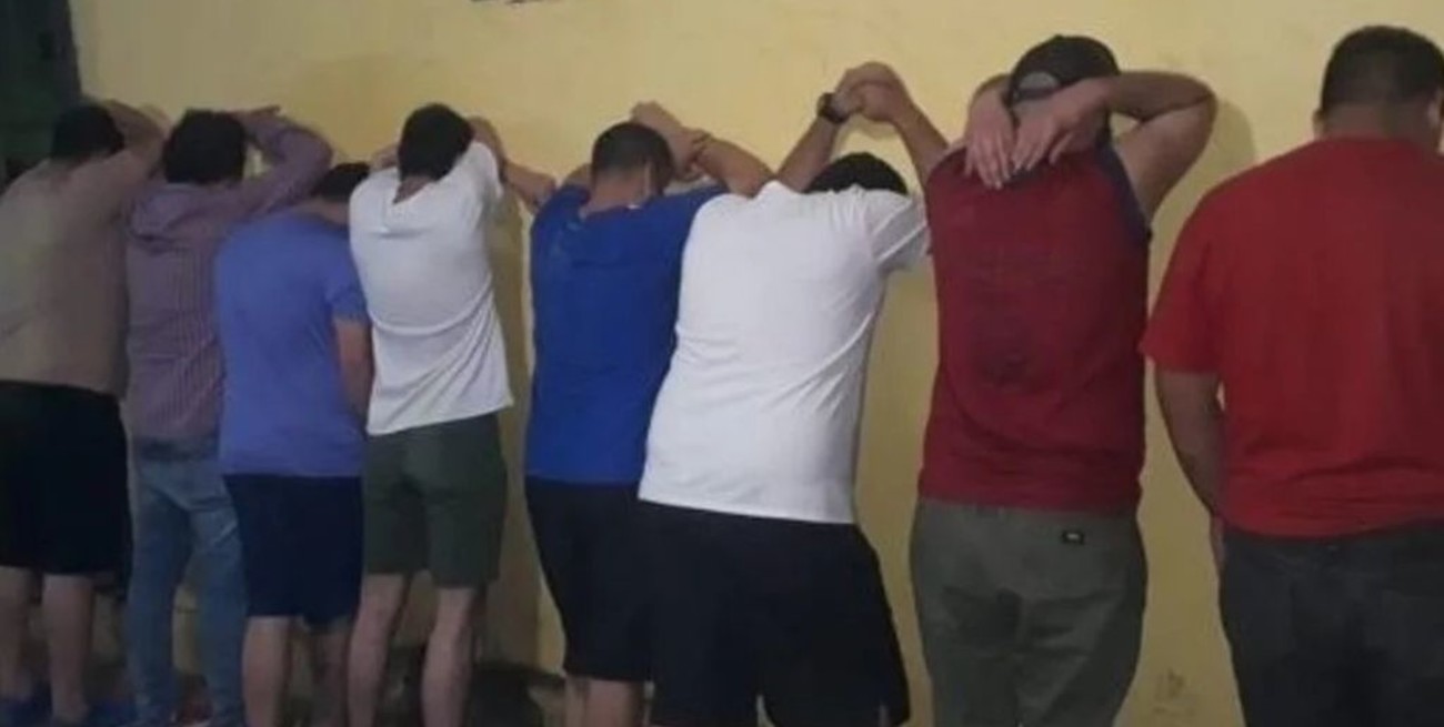 Detuvieron a once hinchas de Cerro Porteño por disturbios en el hotel donde se aloja River