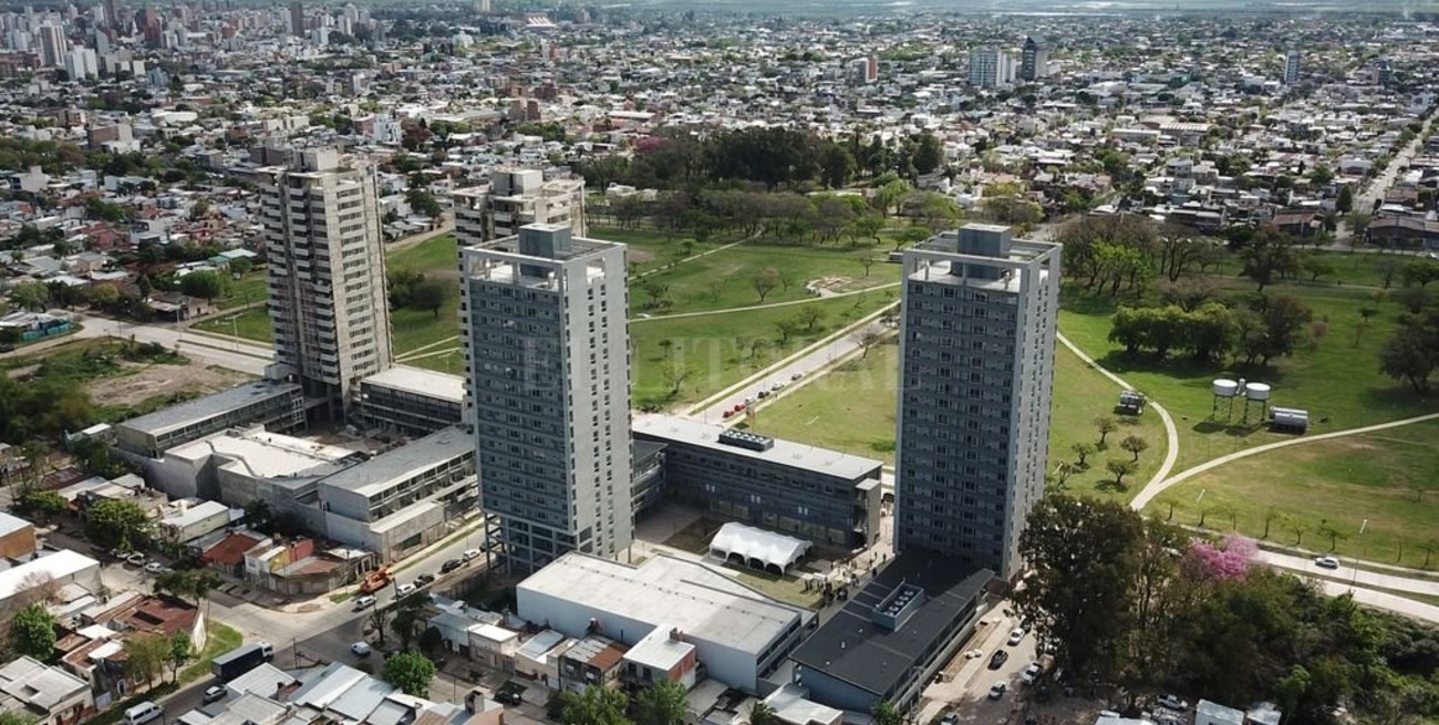 Torres Procrear: despedirán a los 80 obreros y prometen llamar a licitación