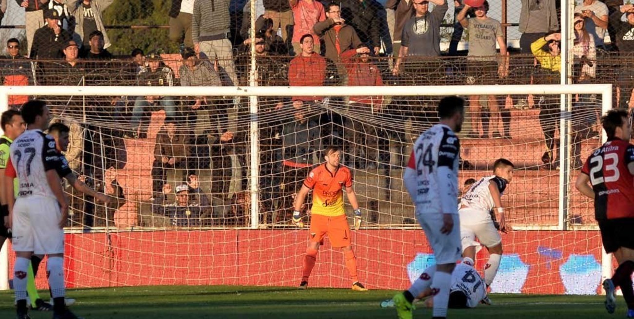 Más de 600 hinchas de Colón en la mira