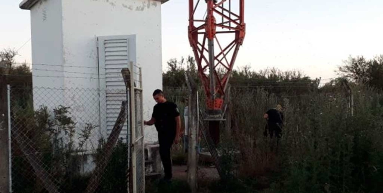 Robaron equipos de la planta transmisora de LT9 y la radio no sale por AM