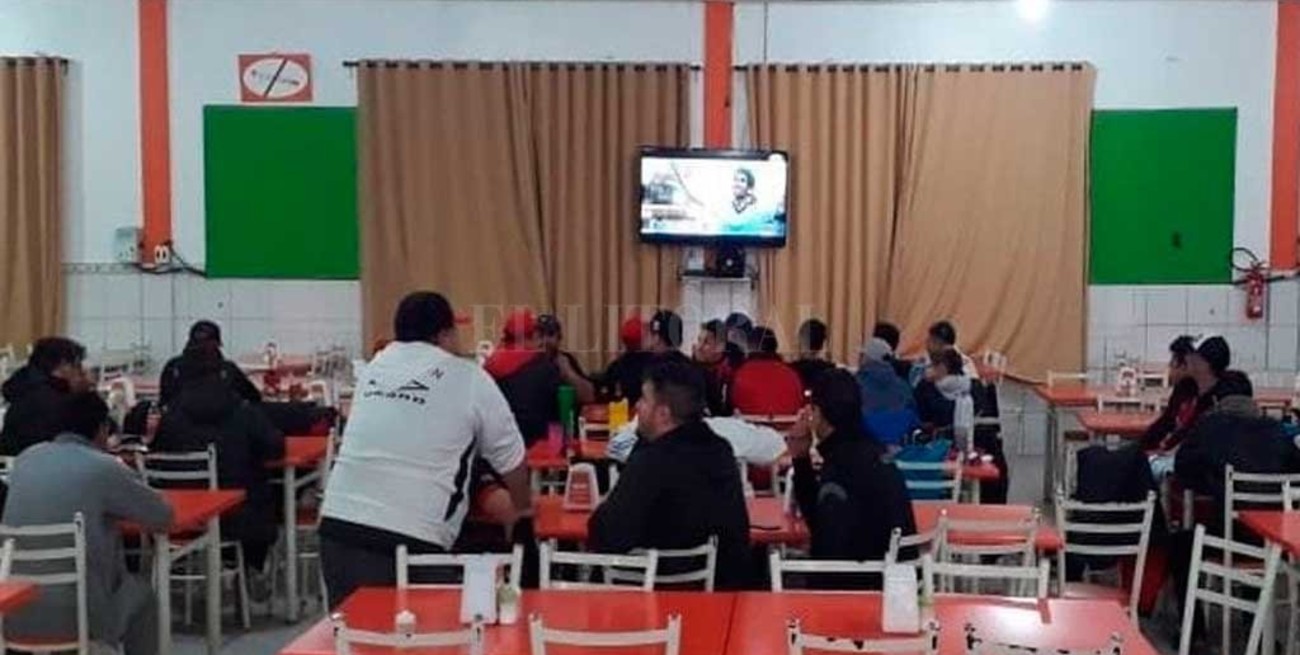 La mala suerte de unos hinchas de Colón