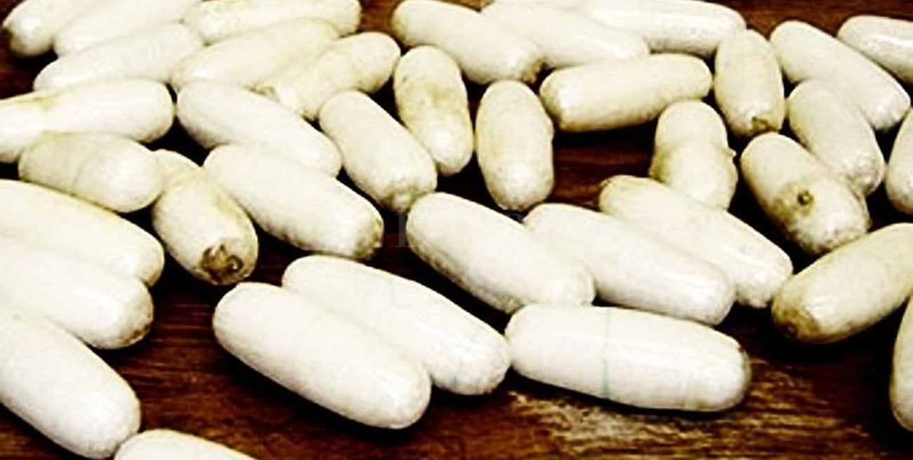 Una "mula" brasileña murió al estallarle dos cápsulas de cocaína en el estómago