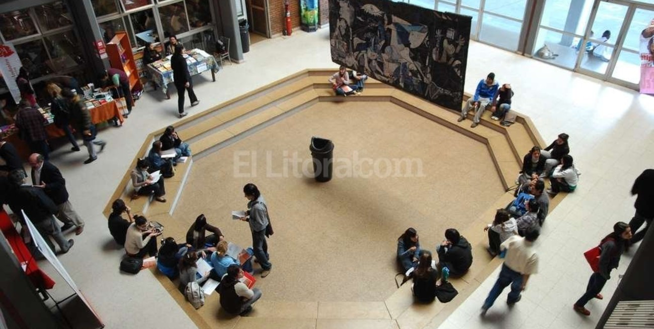 Cómo ubicarse en la facu: las redes sociales, aliadas