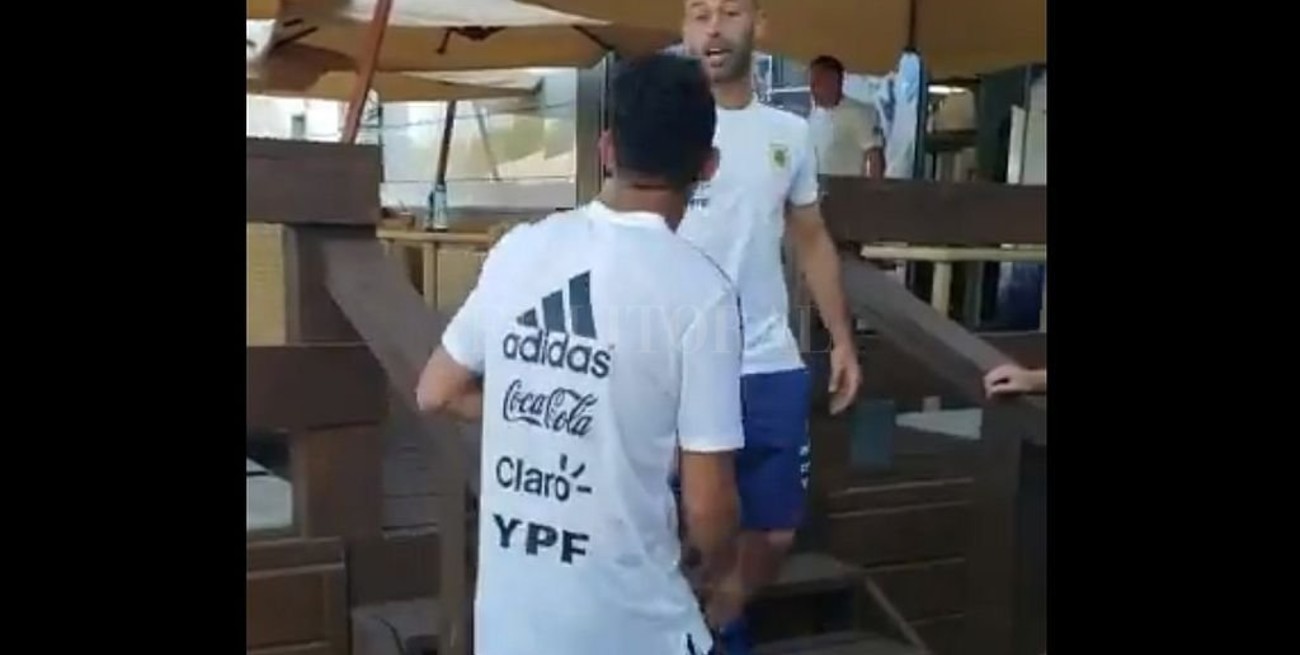 Mascherano le "recriminó" a Pavón: "Me cagaste a trompadas"