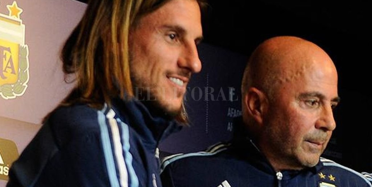 Beccacece fue presentado como entrenador del Sub 20