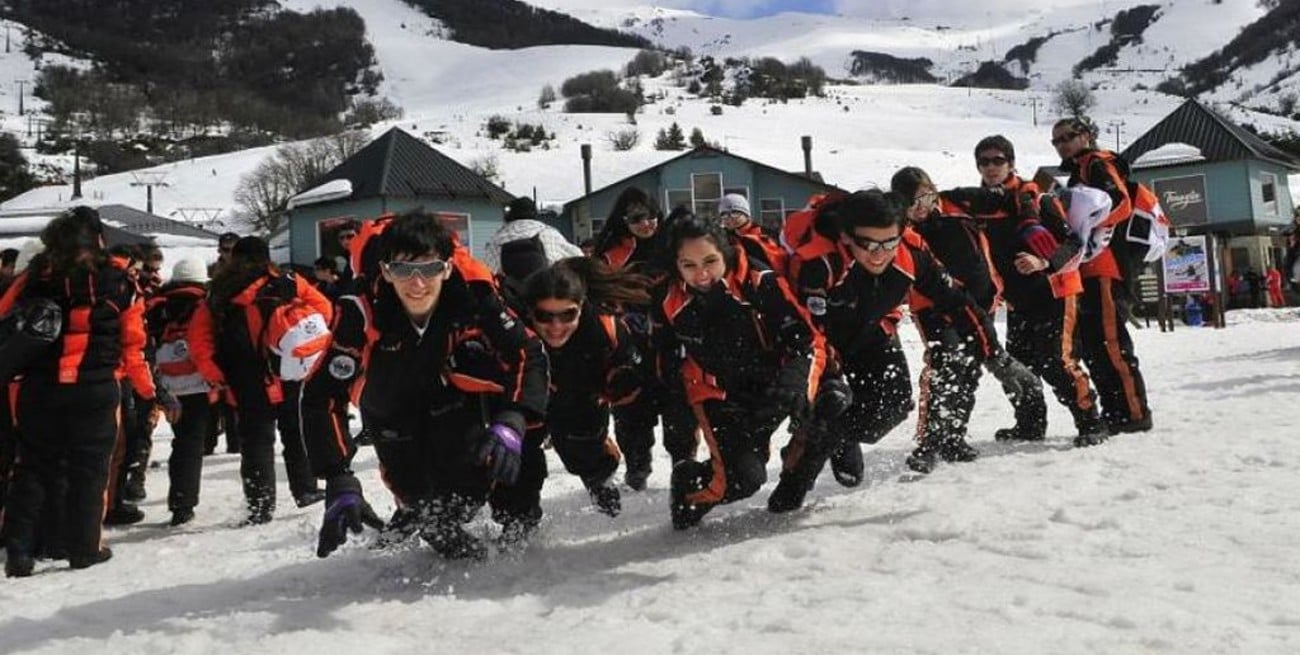 Advierten que peligran viajes de egresados luego de embargos a agencias de turismo estudiantil