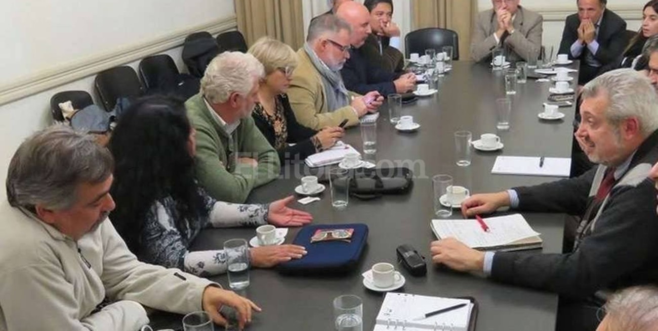 Universitarios: oferta del 34,16 % de aumento y paritaria más corta