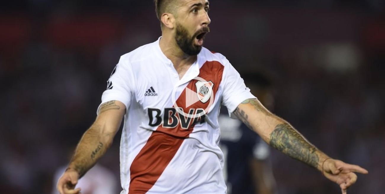 River le ganó 2 a 1 a Emelec y quedó a un paso de los octavos de final