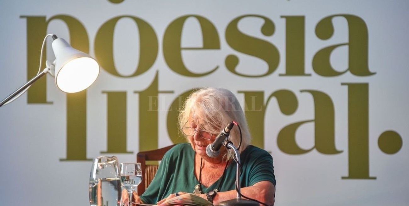 Poesía Litoral en la Casa de la Cultura 