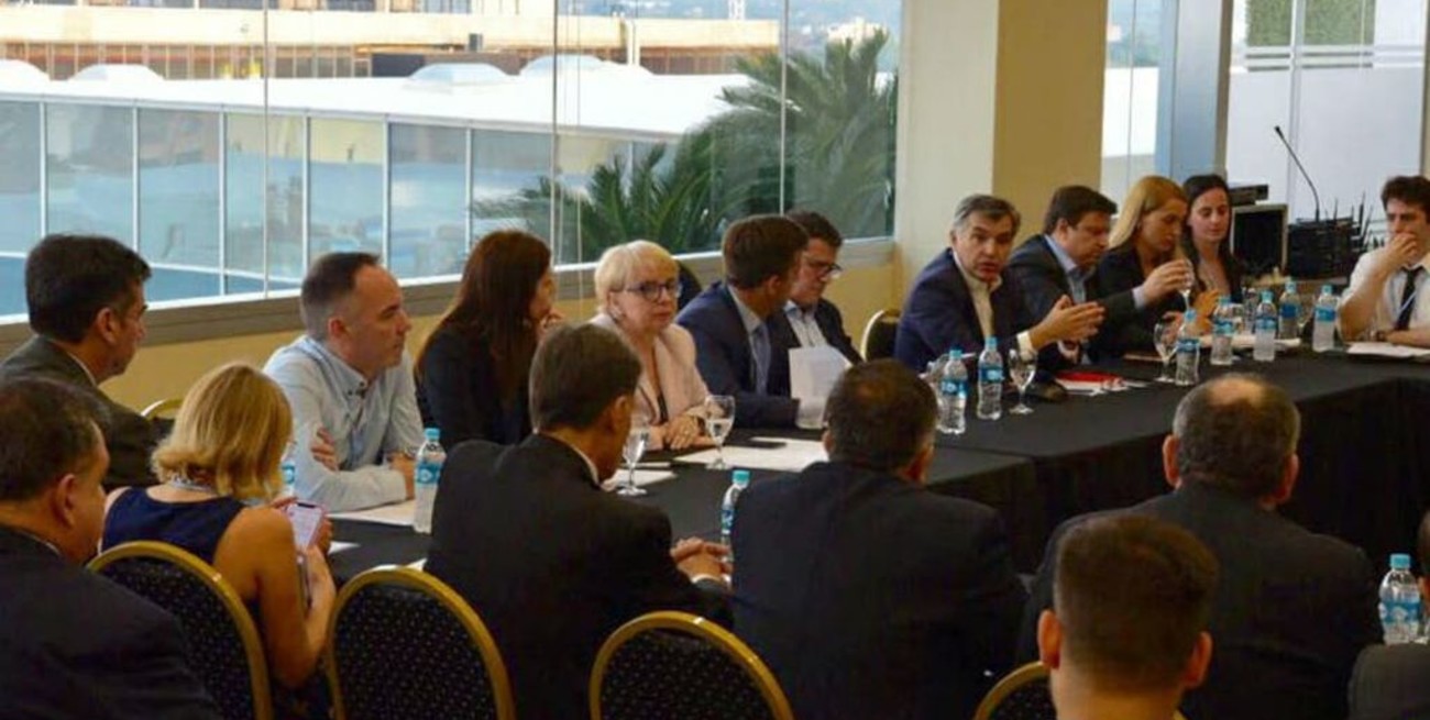 Avanza el acuerdo regional para eliminar el roaming