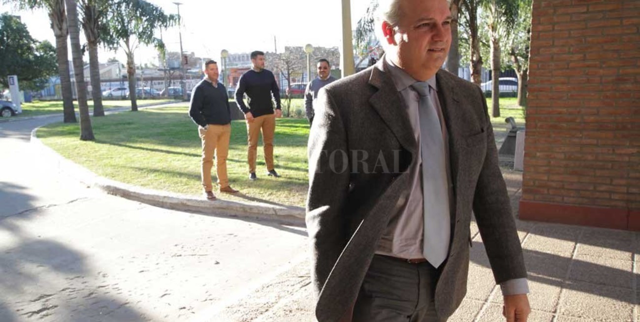 Farías: "Las medidas nacionales no son aplicables a Santa Fe"