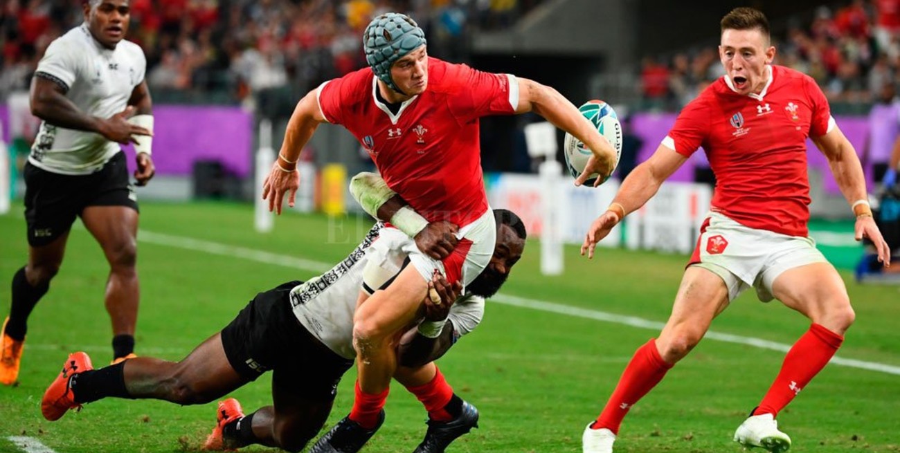 Gales ganó y se metió en cuartos de final