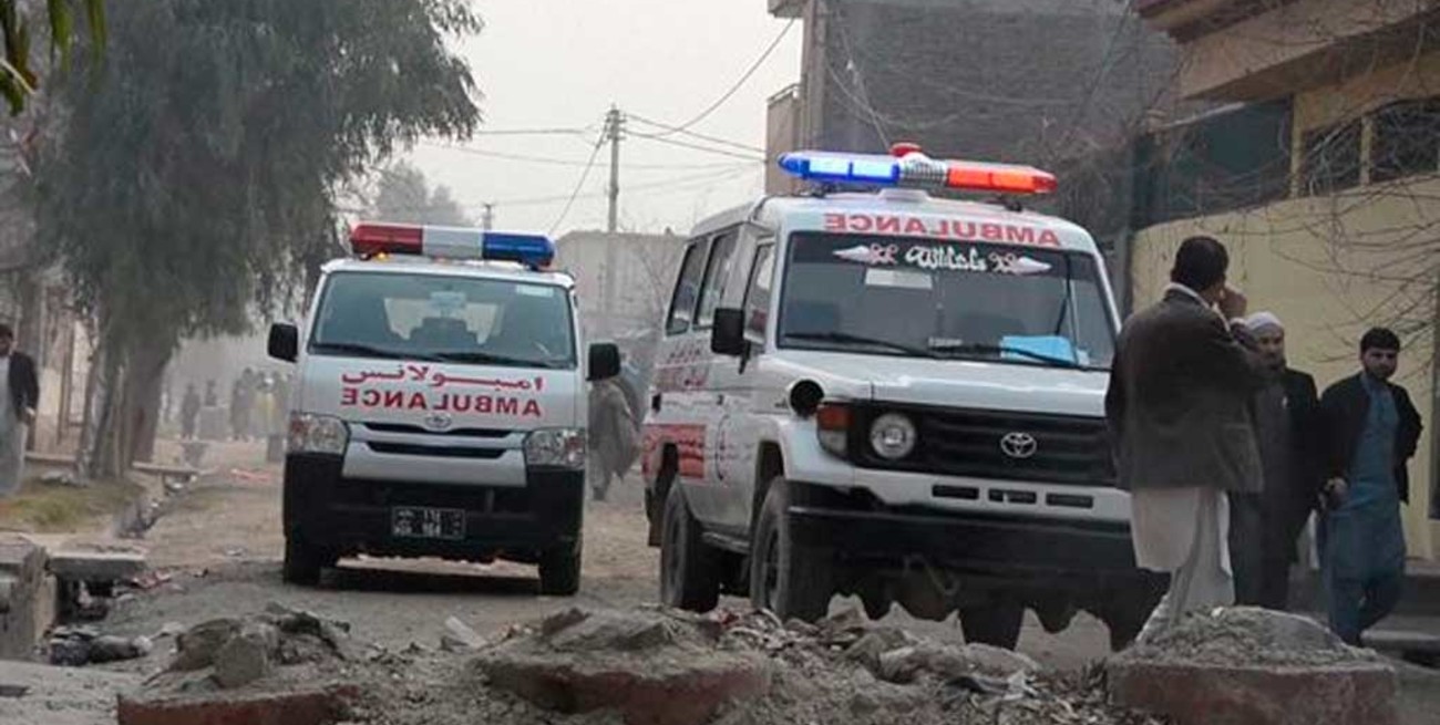 Atentado en Afganistán deja 40 muertos y 140 heridos