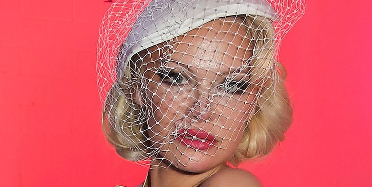 Pamela Anderson se divorció tras doce días de matrimonio