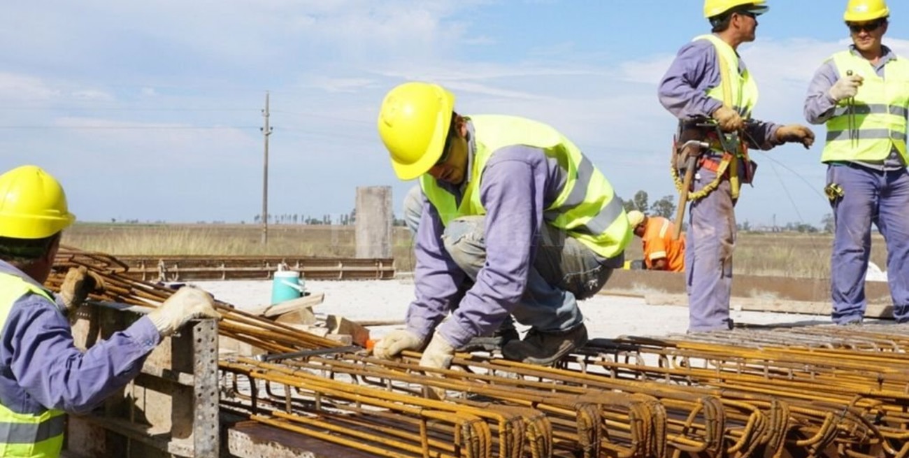 El nivel de empleo en la construcción tiende a la baja 
