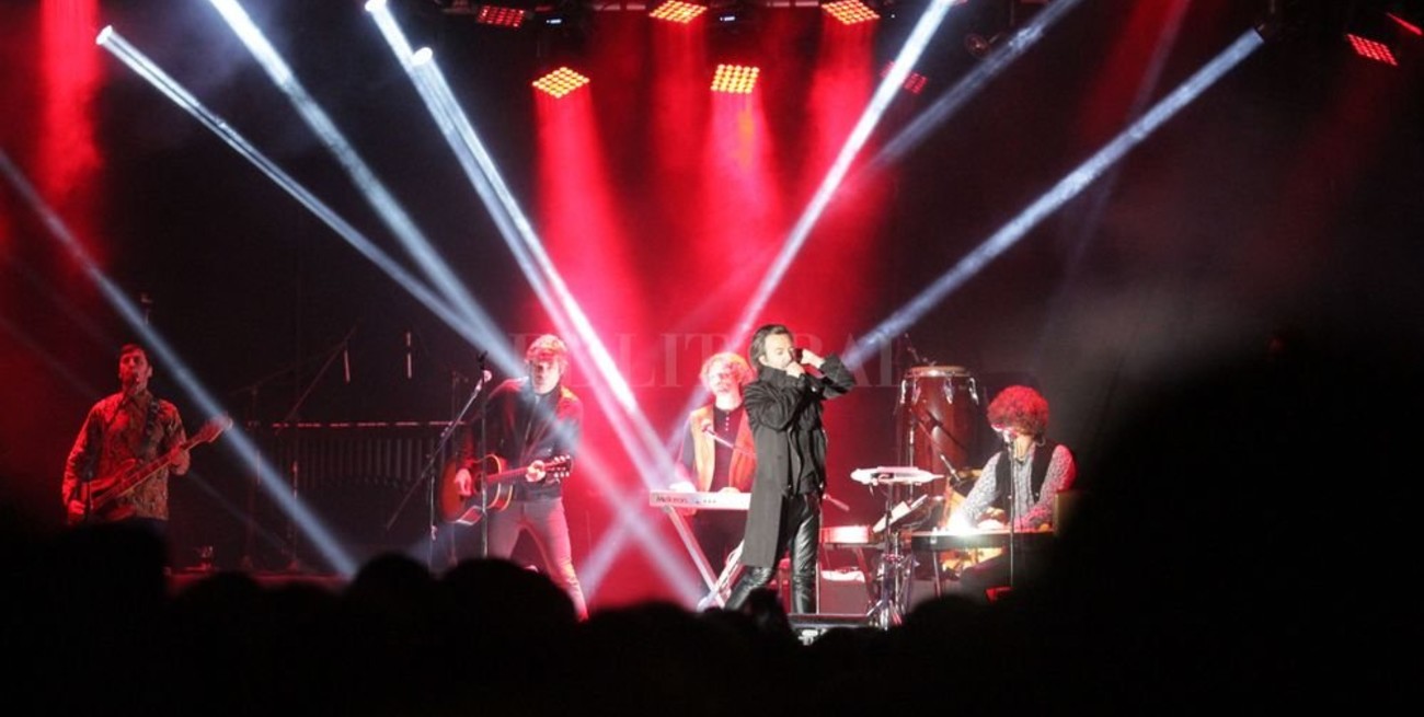 Miles de personas disfrutaron del Recital Aniversario de la UNL