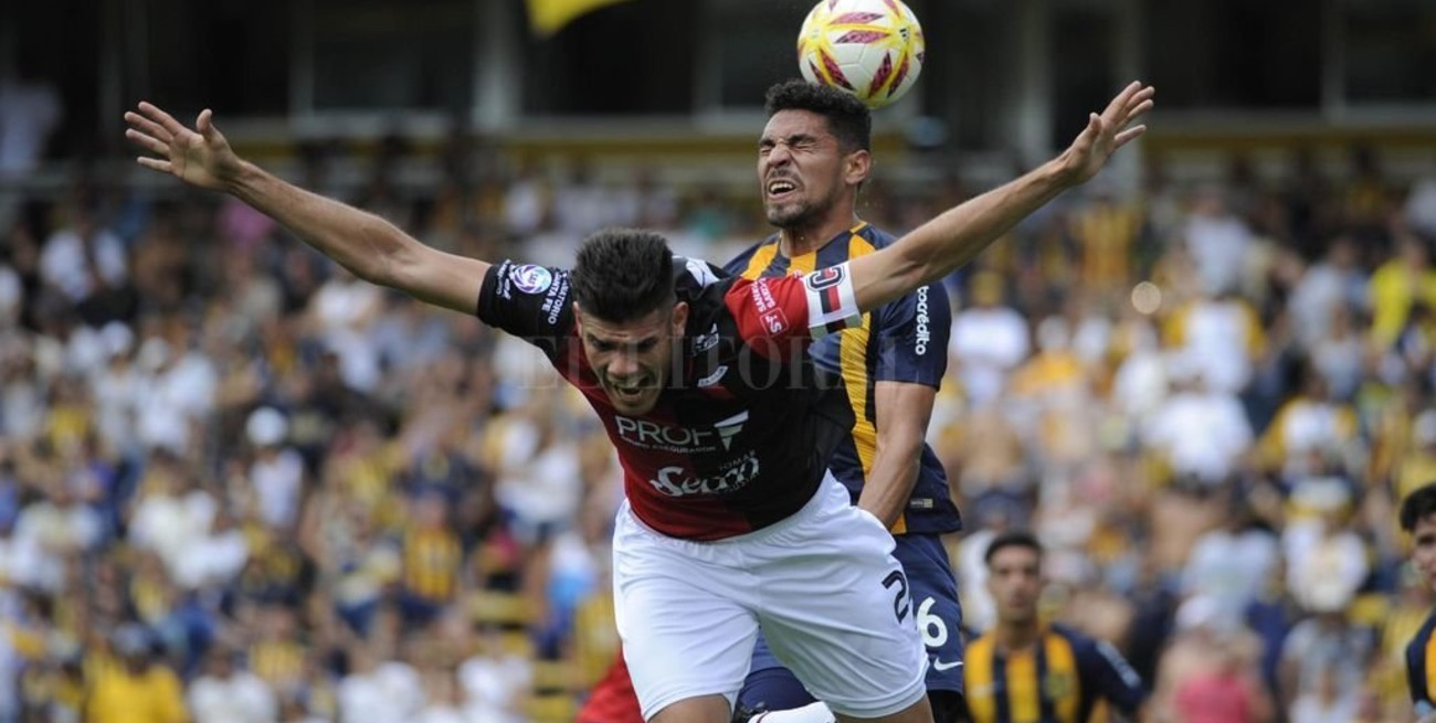 Colón no aprovechó la ventaja y empató ante Rosario Central