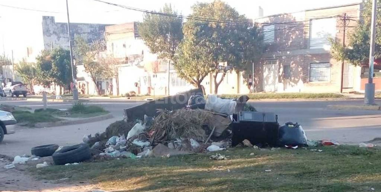 La esquina de la basura en Villa del Parque