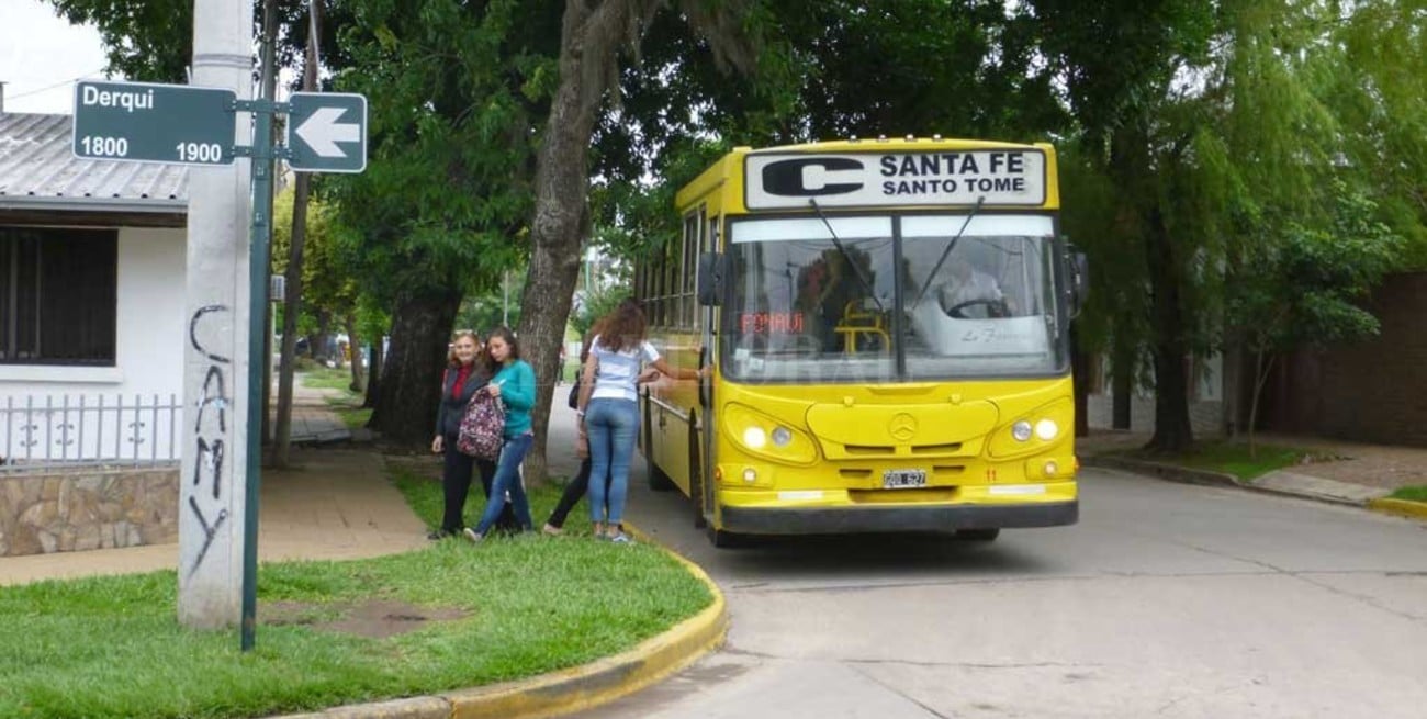 La Línea C Negra Suma dos paradas en Adelina Centro 