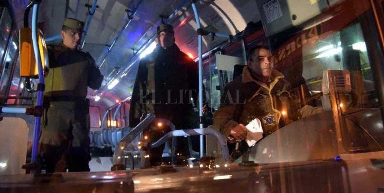 No hubo acuerdo y sigue el paro de colectivos en Córdoba