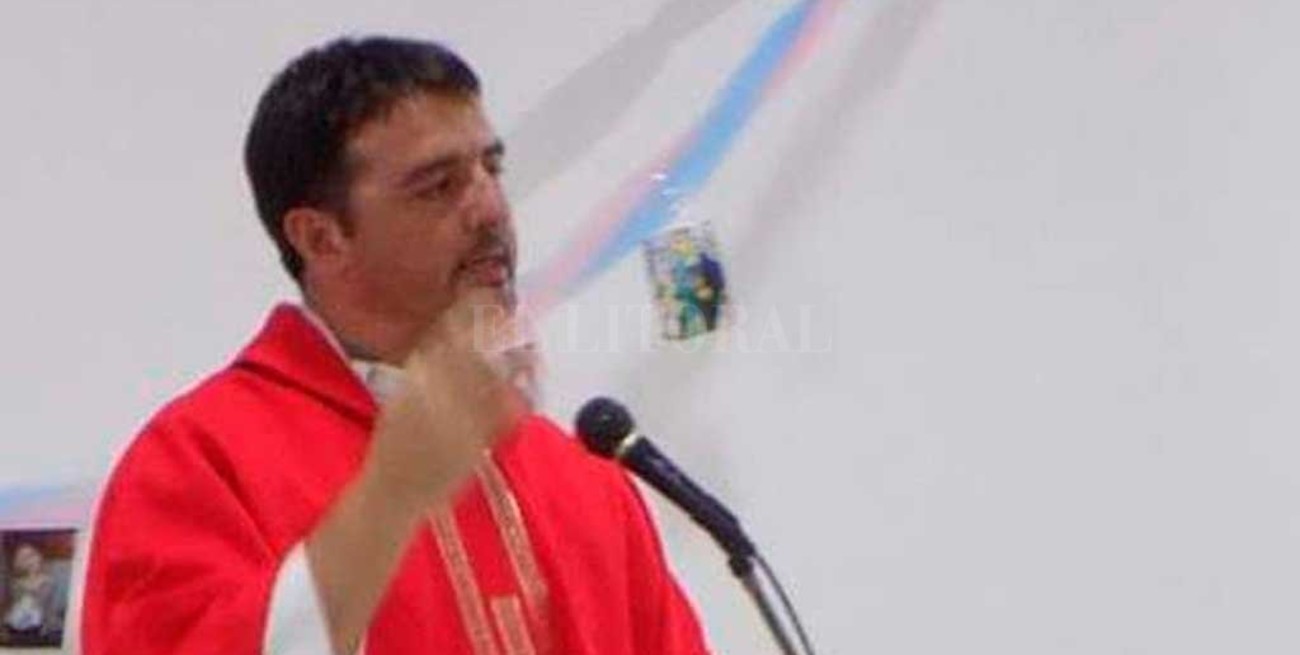 Dura advertencia del párroco de Las Lomas