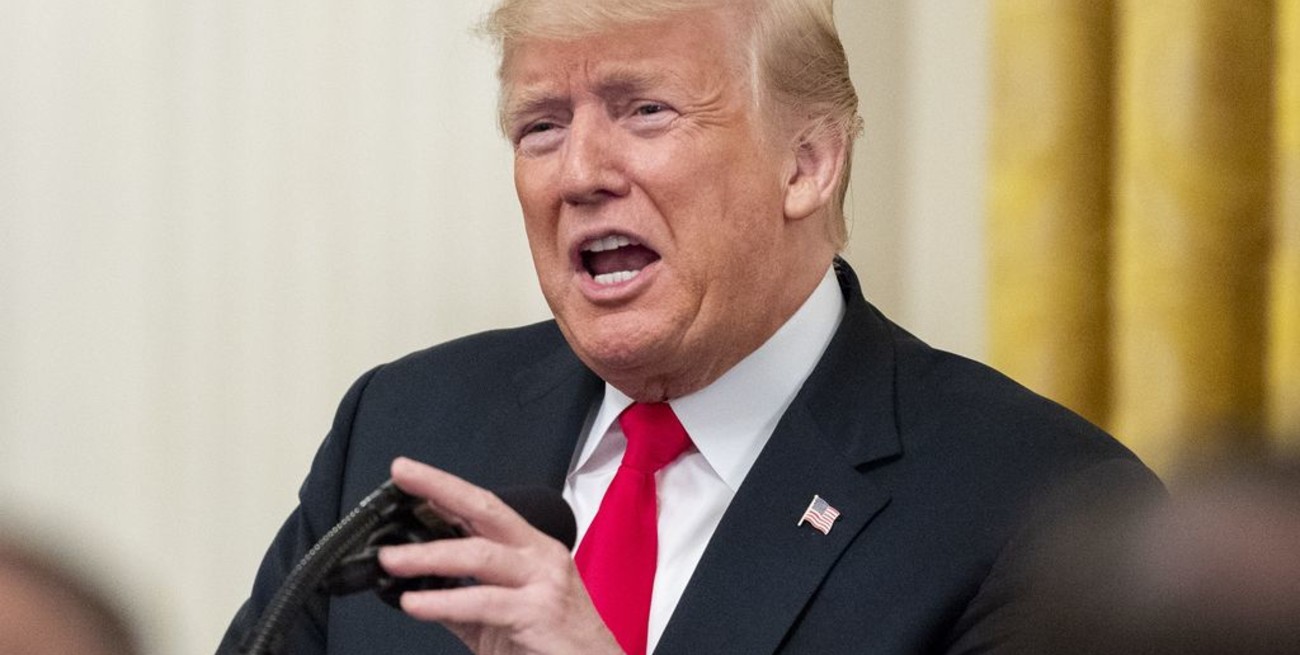 Trump acusó a China de hackear los emails de Clinton 