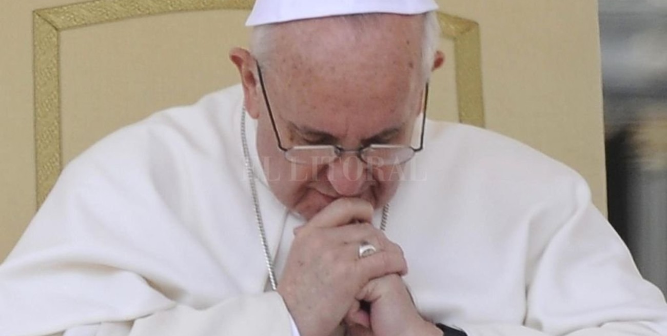 Francisco: "Pidamos al Señor que convierta los corazones de los terroristas" 