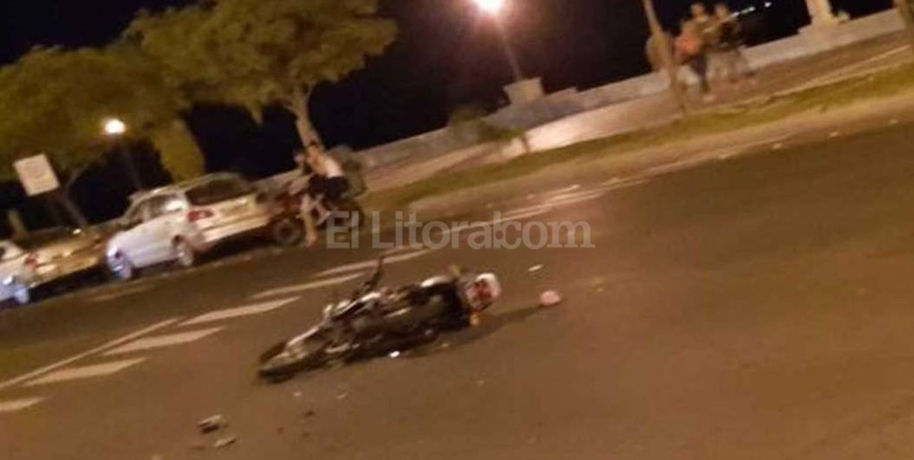 Fuerte choque en la Costanera dejó a una mujer grave