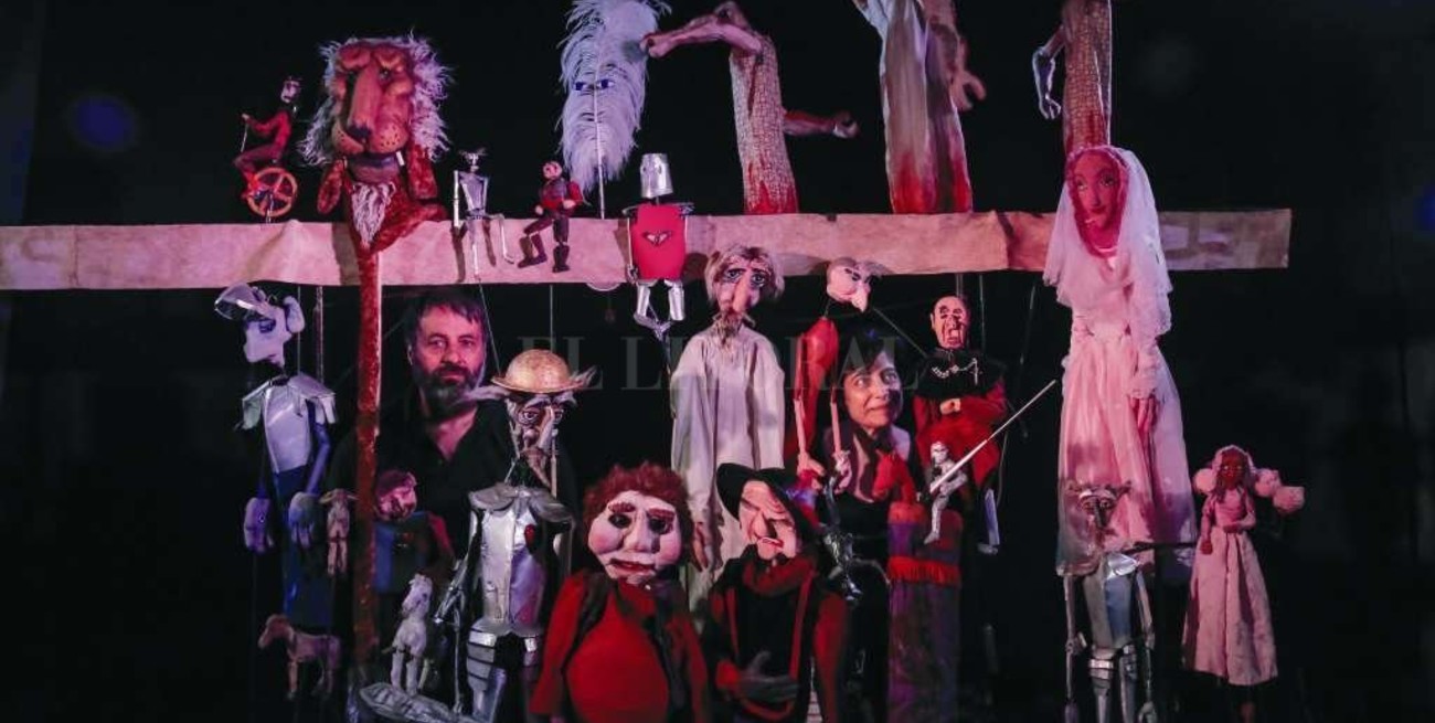 La fiesta de los muñecos