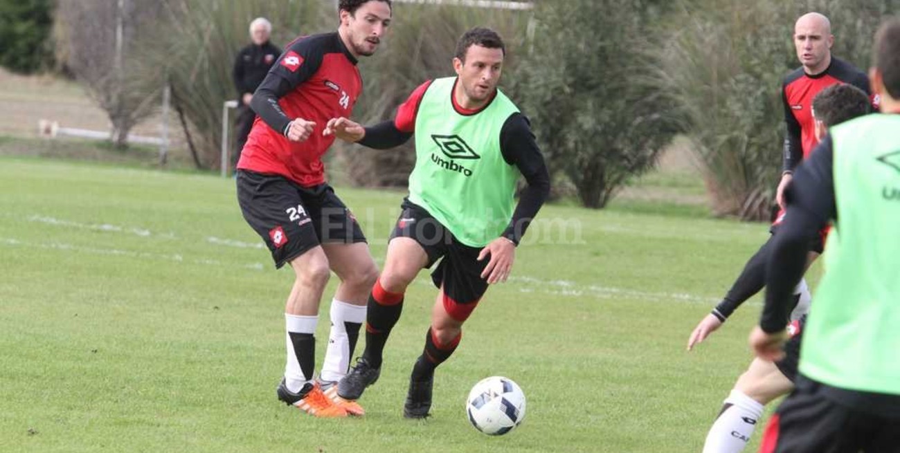 Colón empató un amistoso con Patronato