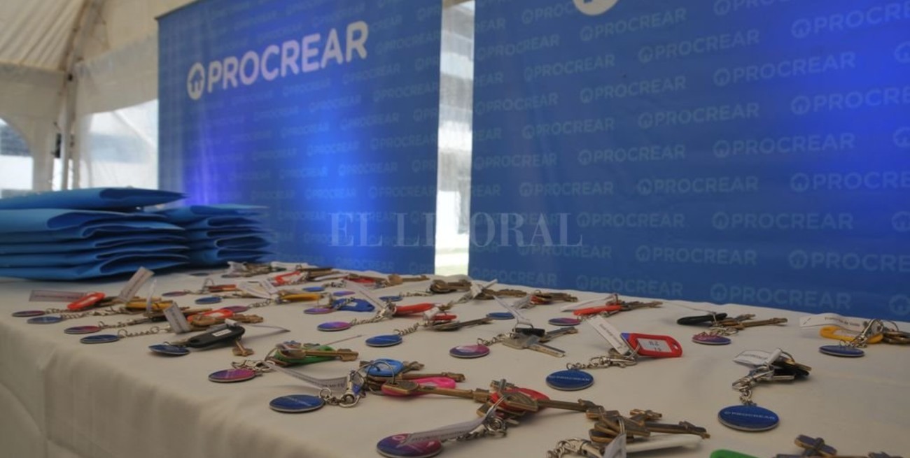 Las llaves que abrieron el sueño: 39 familias ya cuentan con casa propia