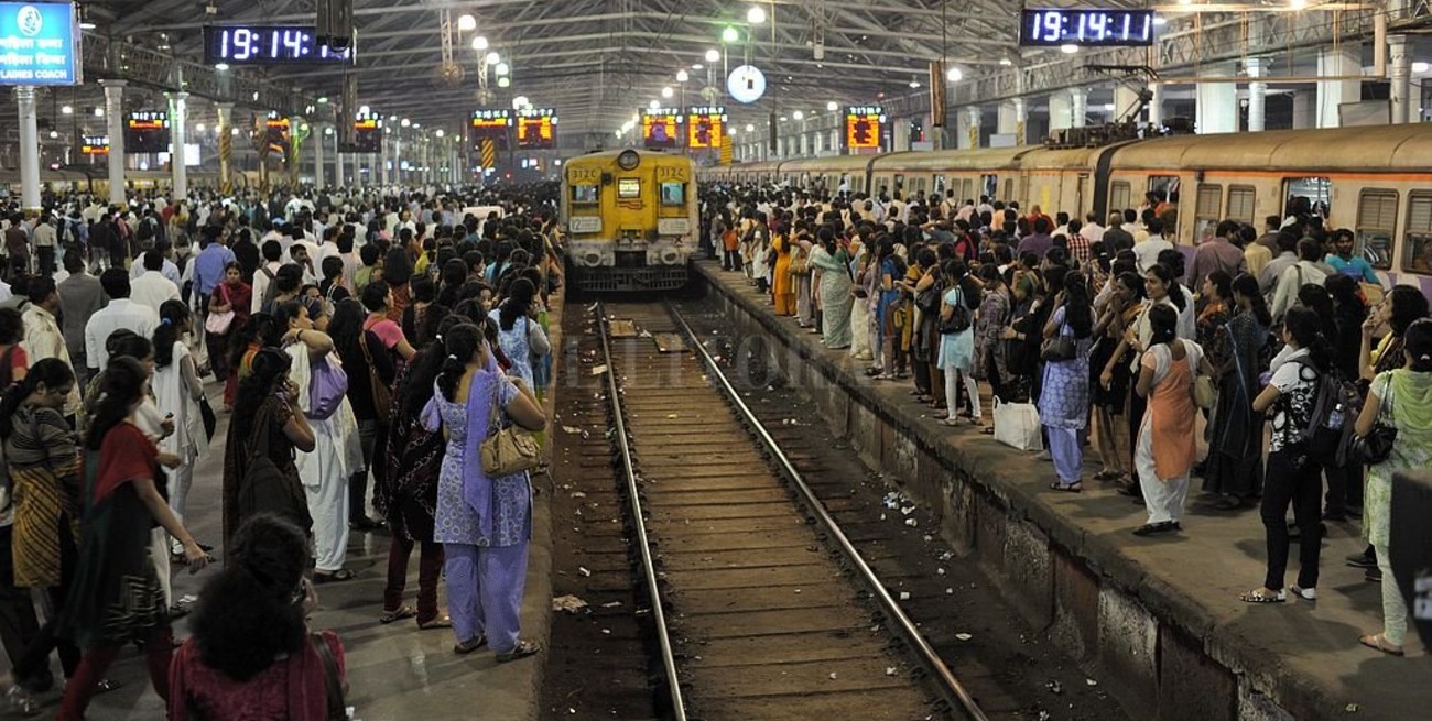 Crecimiento más lento y envejecimiento: cómo se proyecta la población mundial