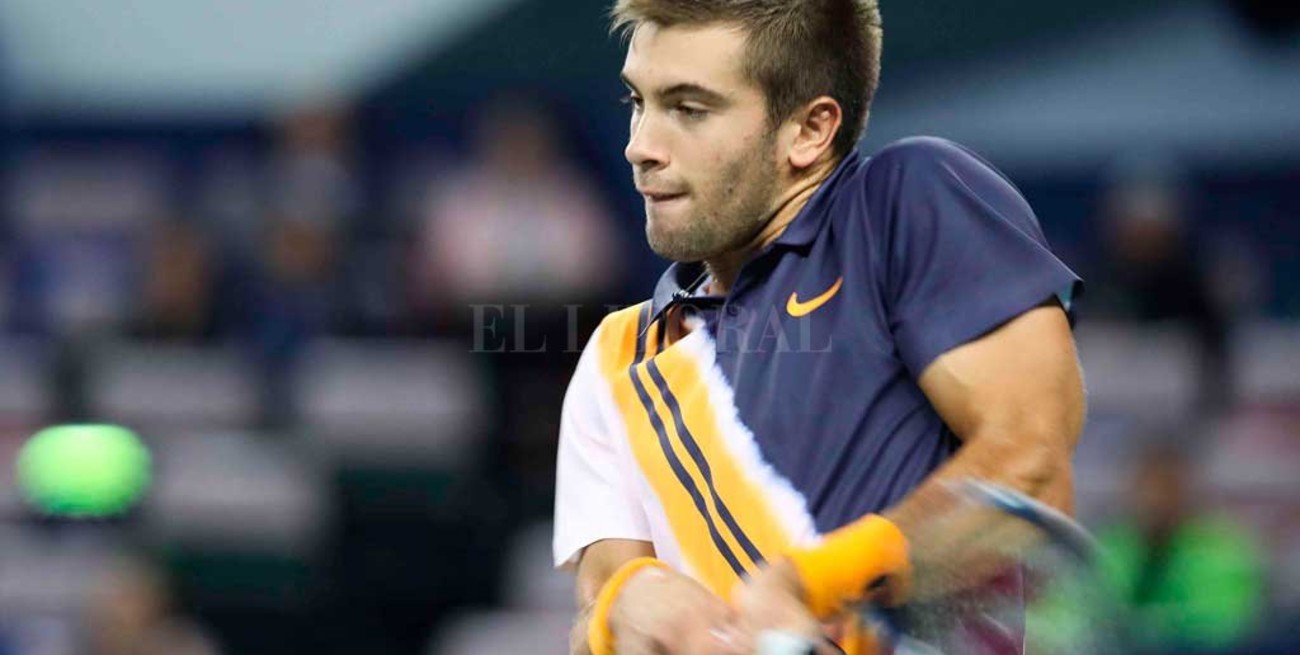 Coric sorprende a Federer y jugará la final ante Djokovic