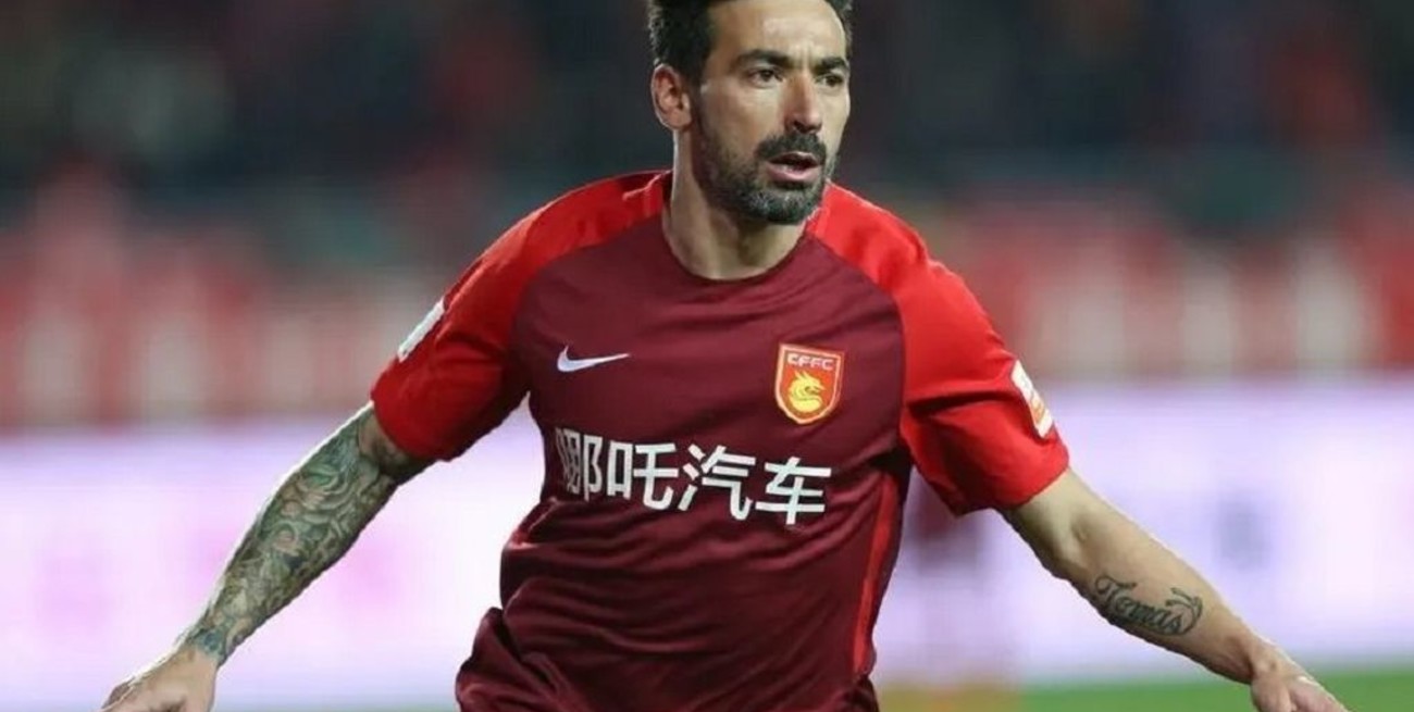 El "Pocho" Lavezzi anunció su retiro del fútbol profesional