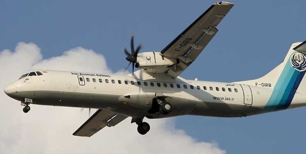 Cayó un avión comercial en Irán