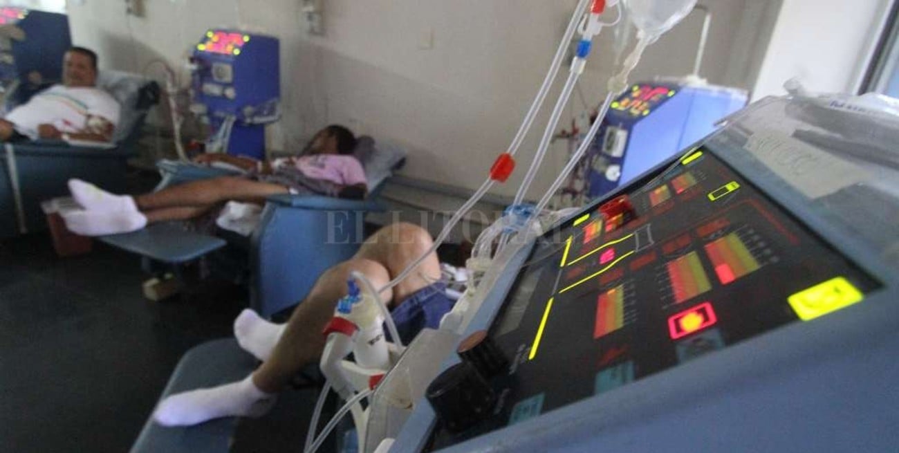 Prestadores de diálisis se declararon en emergencia