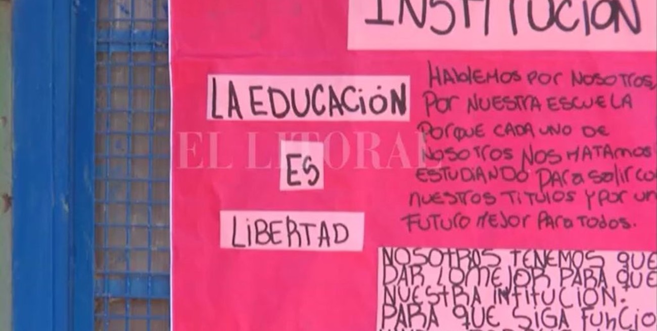 Se realizó un abrazo solidario en la Escuela Técnica n° 387 de San Agustín
