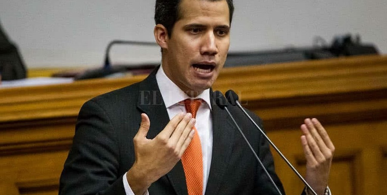 El nuevo presidente del Parlamento venezolano llamó al Ejército a sublevarse contra Maduro