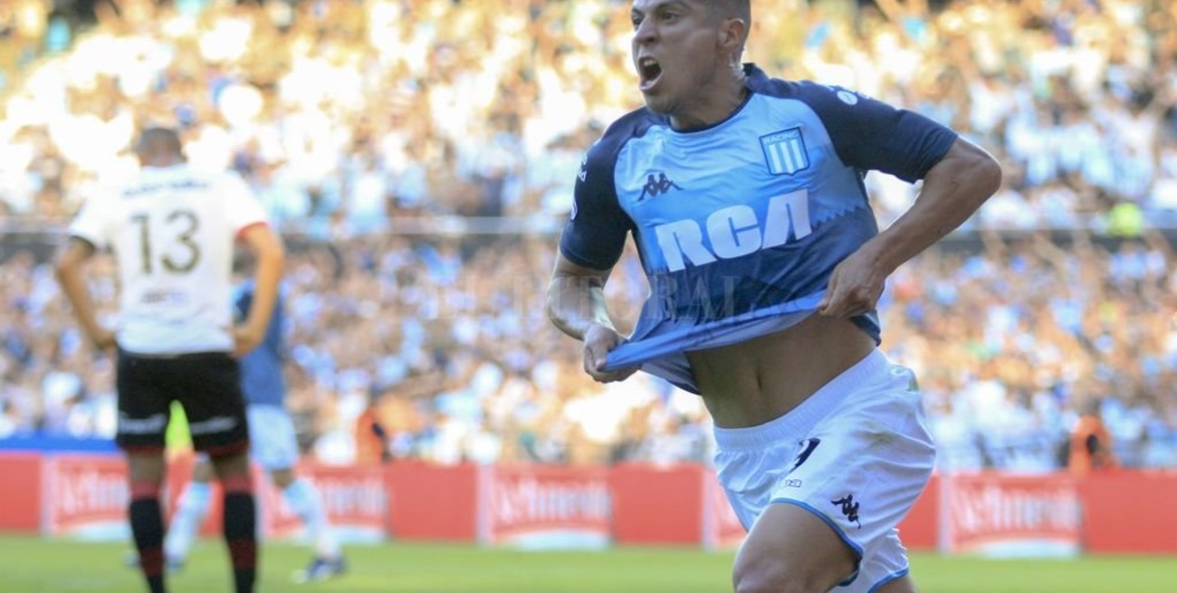 Racing le ganó a Newell´s y se afianza en la punta