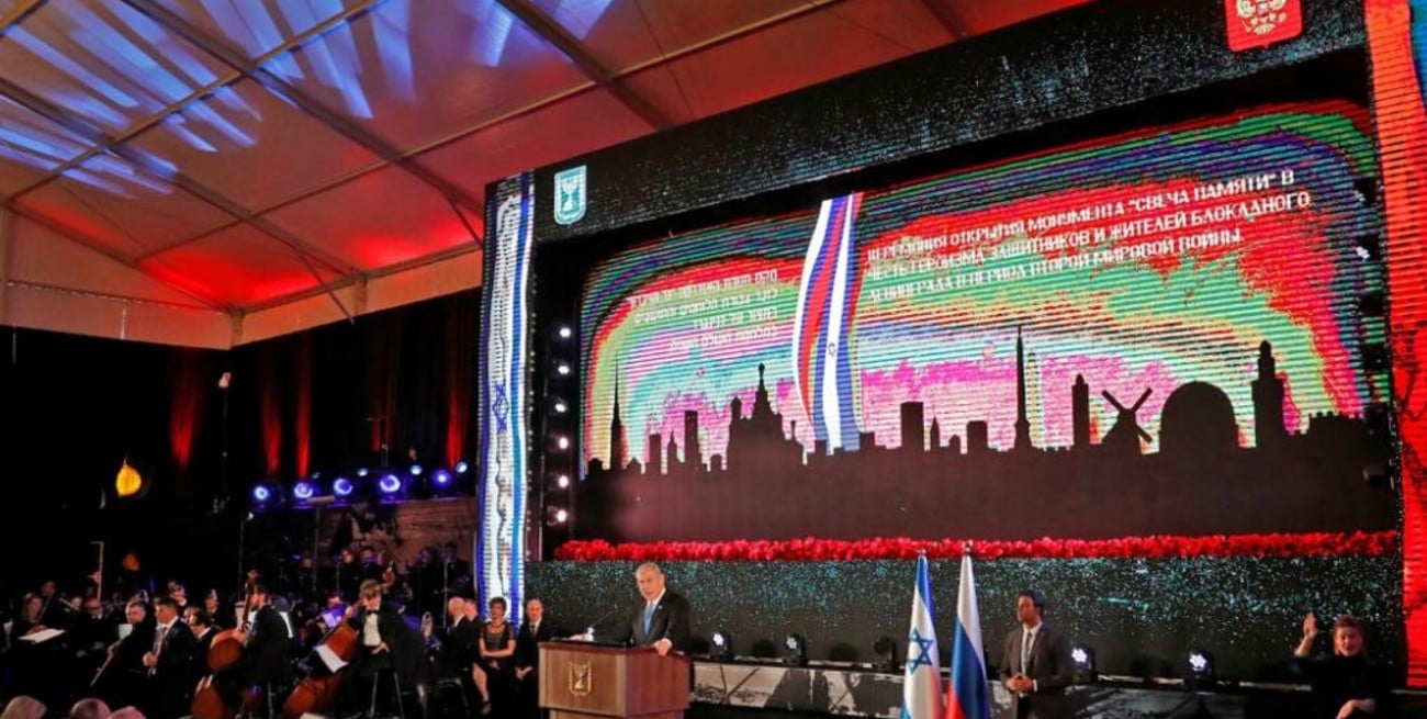 Sobrevivientes y líderes mundiales conmemoran el 75 aniversario de la liberación de Auschwitz